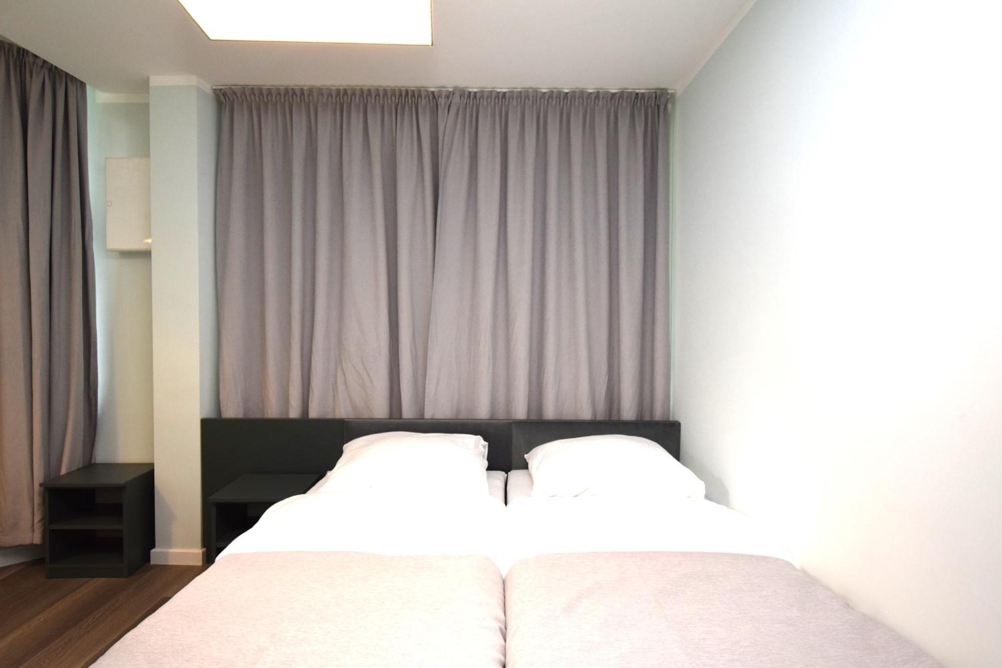 Stay With Legends Hamburg Bagian luar foto